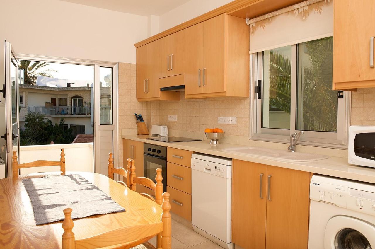 C & A Hotel Apartments 폴리스 외부 사진