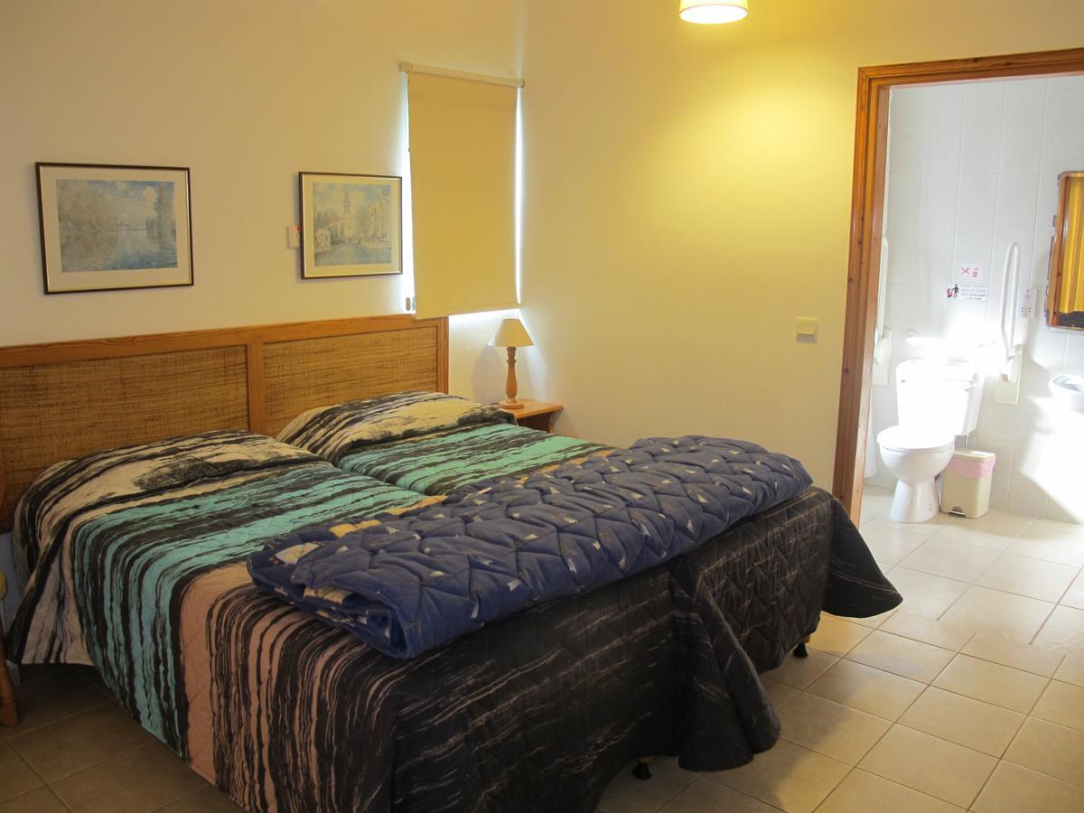 C & A Hotel Apartments 폴리스 외부 사진