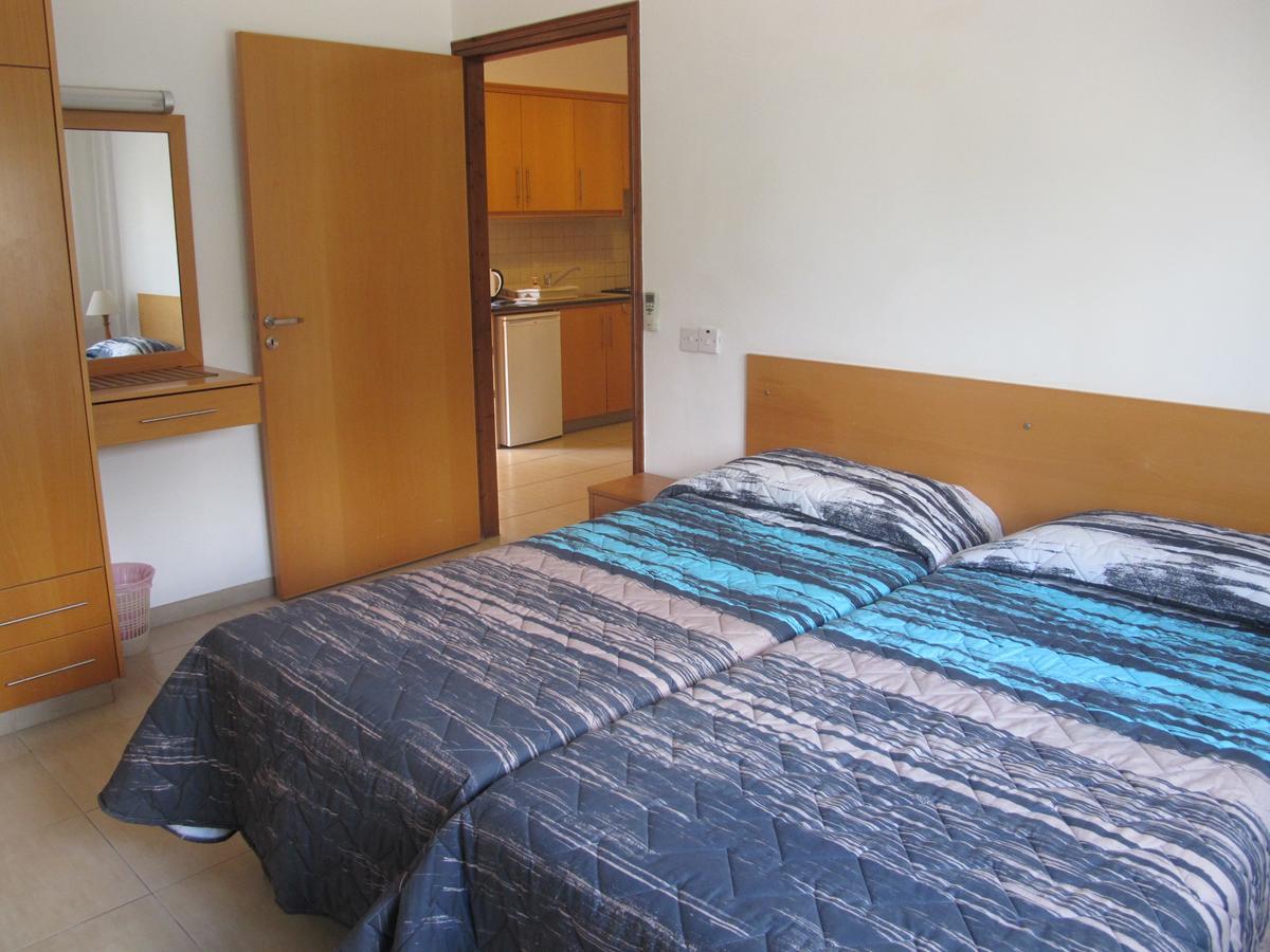 C & A Hotel Apartments 폴리스 외부 사진